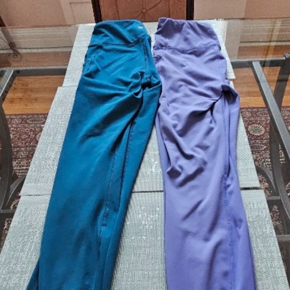 2/$15 EXCELLENT CONDITION RBX and 90 Degree leggings medium - Picture 2 of 15